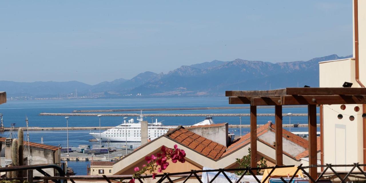 Antonia Suite Cagliari Exterior photo